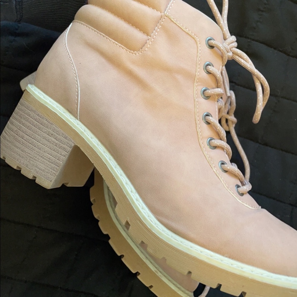 Blush boots